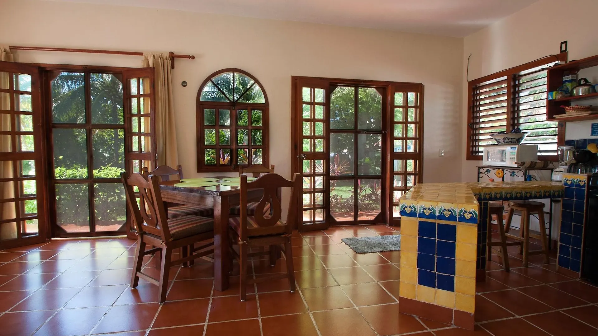 プエルト・モレロス Casa Anitaヴィラ メキシコ