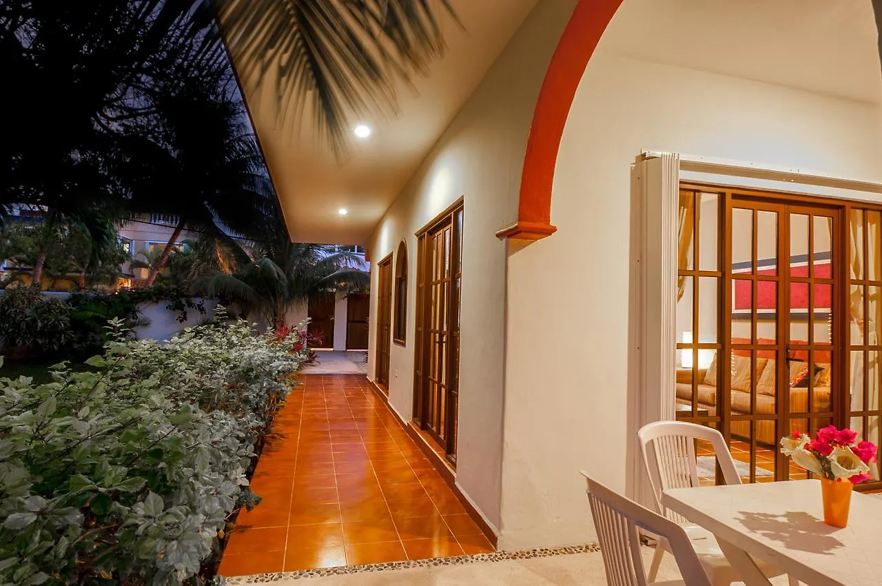 プエルト・モレロス Casa Anitaヴィラ メキシコ